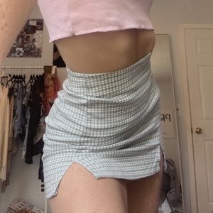 GREEN PLAID SKIRT